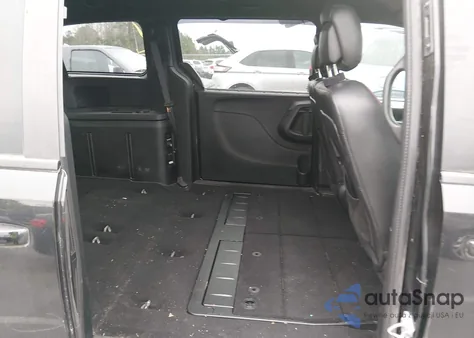 2016 Dodge Grand Caravan R/T z USA, uszkodzony, nr VIN 2C4RDGEG2GR310578